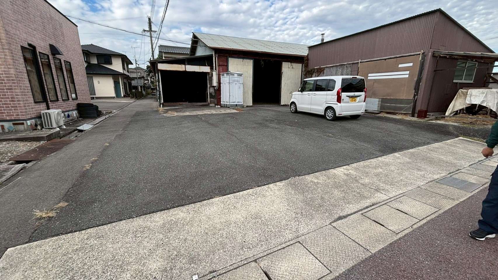 （預）和歌山県紀の川市の倉庫♪